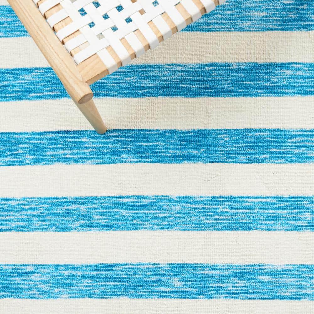 Easy Care ECR115 Power Loomed Machine Washable Indoor Area Rug - Blue/Ivory - 6'x9' - Safavieh