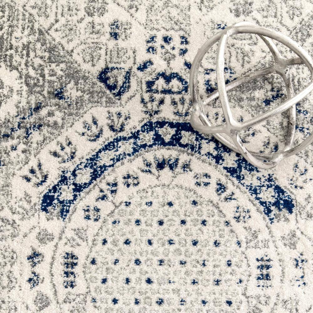 Nuloom Minta Medallion 2x3 Accent Indoor Area Rug for Living Room Bedroom Dining Room Entryway Kitchen, Blue/Off White