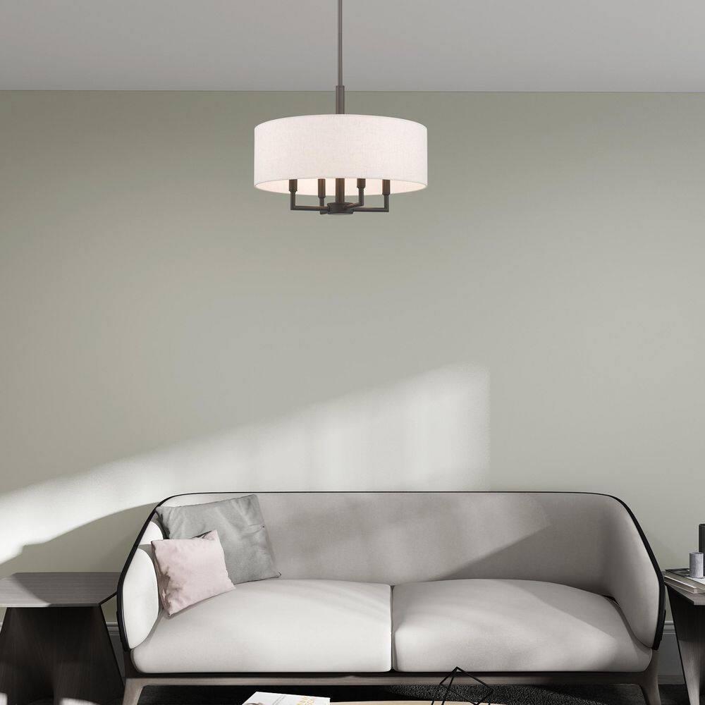 4 - Light Classic / Traditional Chandelier