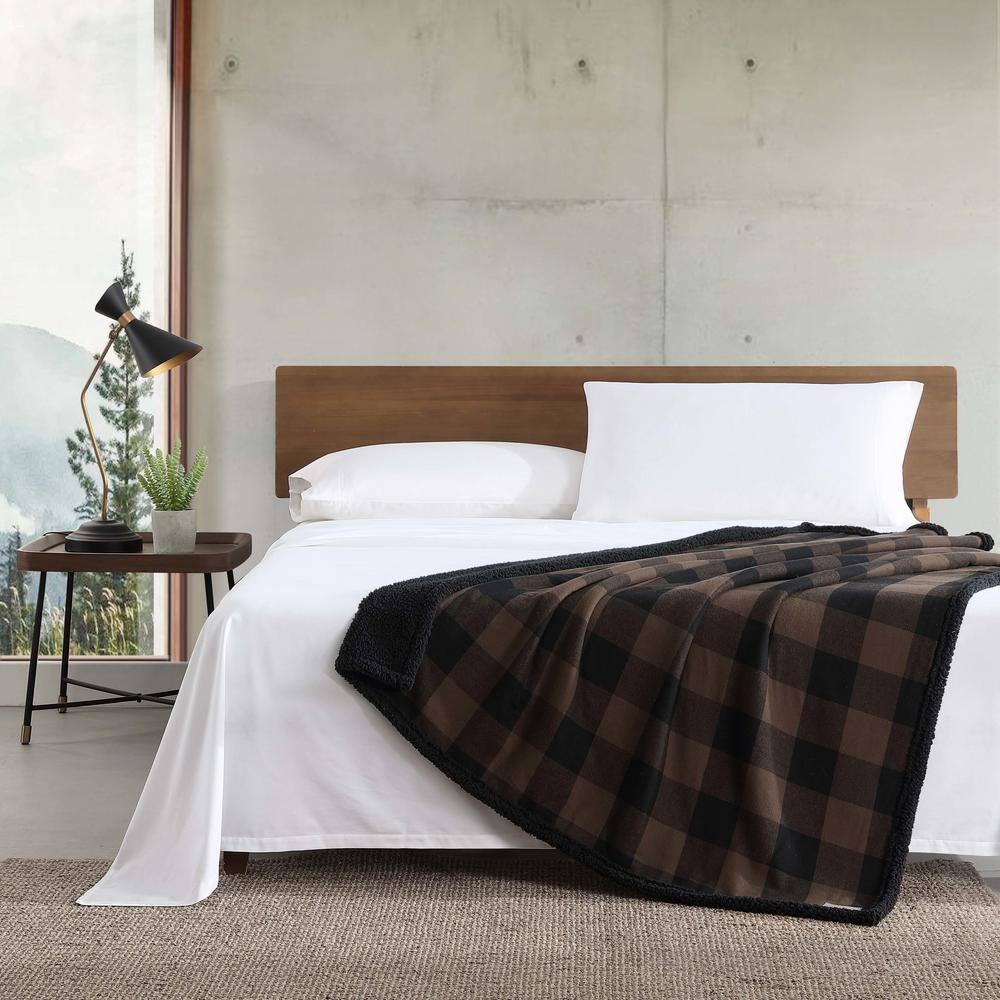Eddie Bauer Cabin Plaid Flannel/Sherpa Throw Blanket