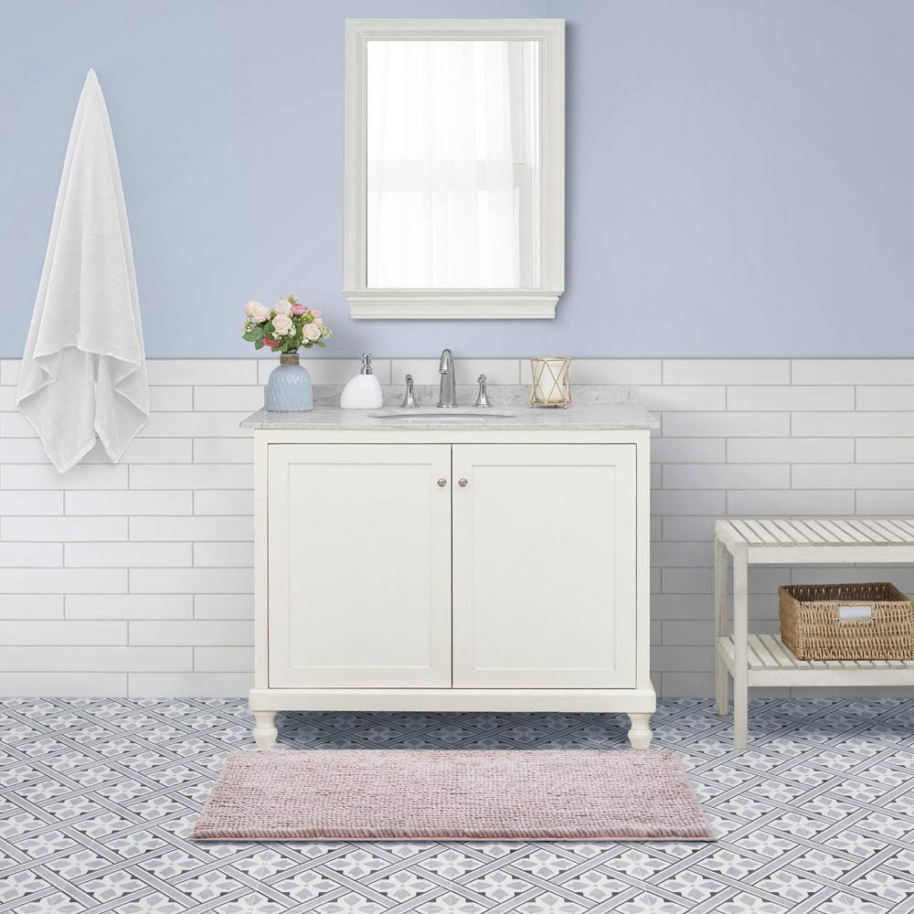 Laura Ashley Laura Ashley Butter Chenille Bath Rug