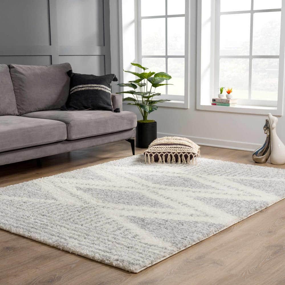 Union Rustic Hrinda Indoor Rug
