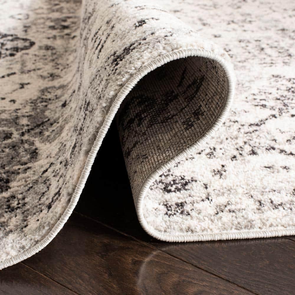 SAFAVIEH Madison Judith Distressed Area Rug, Silver/Grey, 11' x 11' Square