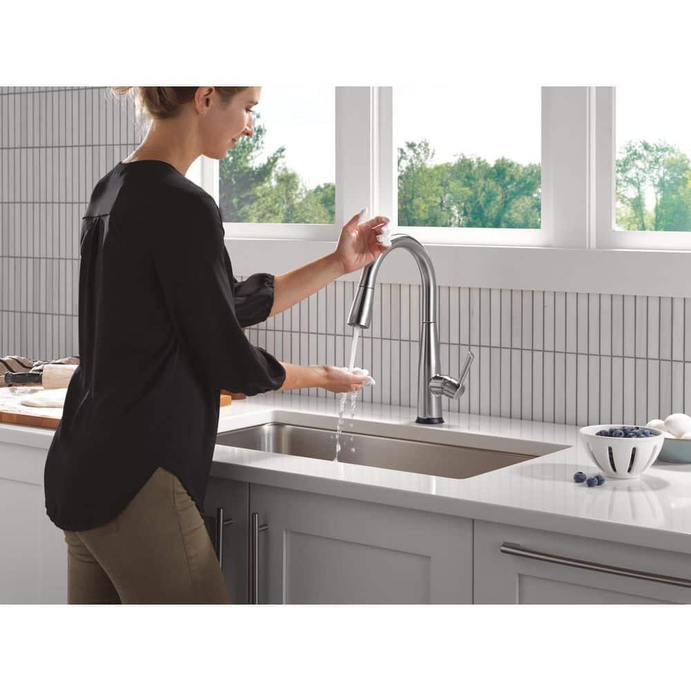 Essa Touch2O Kitchen Sink Faucet with Touchless Technology