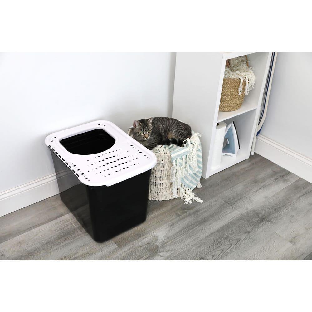 Arm & Hammer® Plastic Enclosed Litter Box