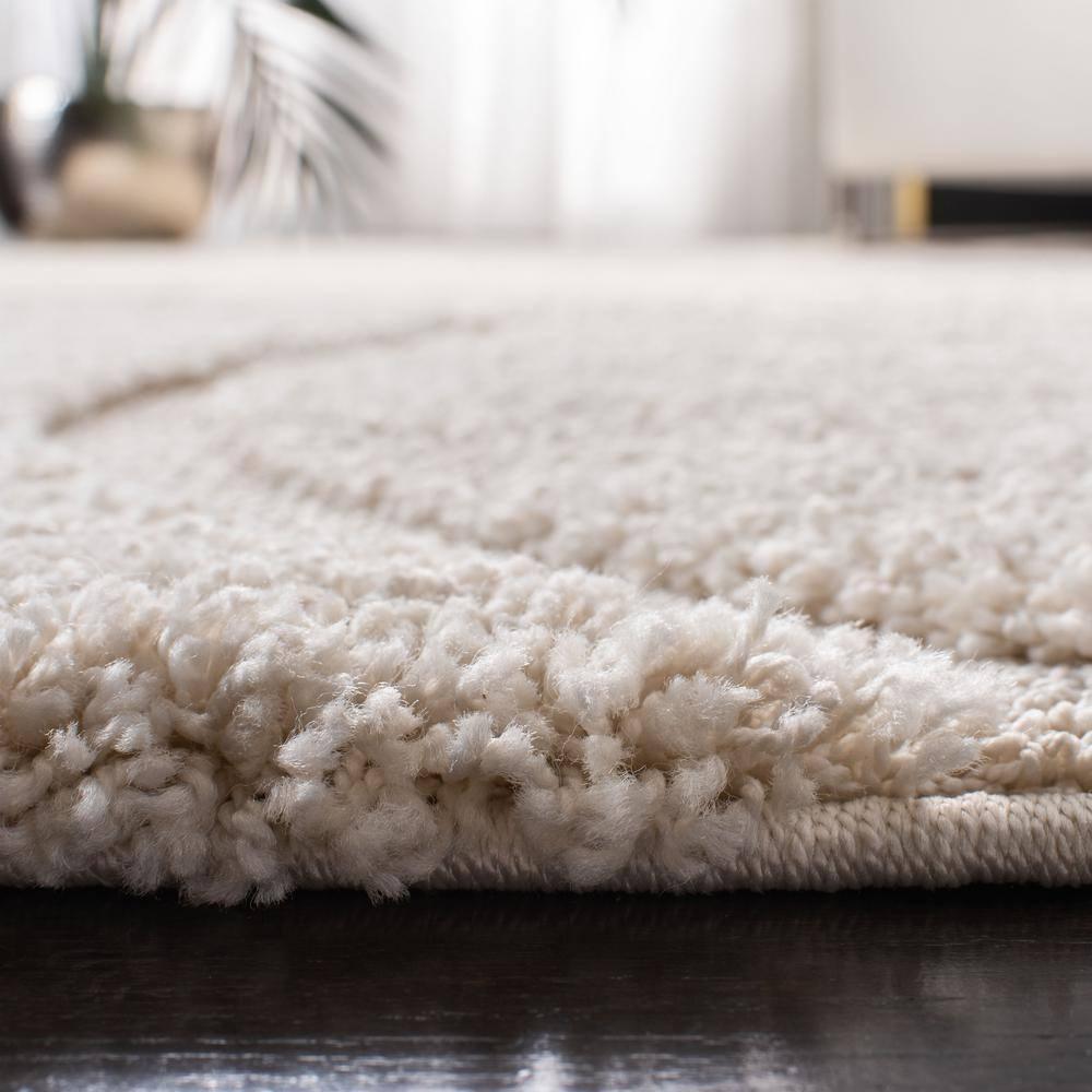 Florida Shag SG471 Power Loomed Indoor Area Rug - Creme/Creme - 6'7"x6'7" - Safavieh