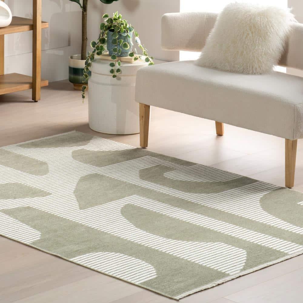 nuLOOM 4' x 6' Versa Collection Reversible SuperiorWash Machine Washable Stain-Resistant Indoor Area Rug, Grania Light Green