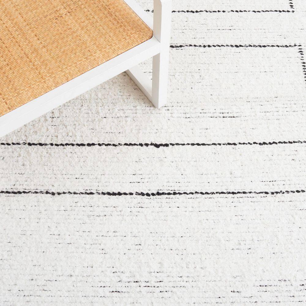 Casablanca CSB463 Hand Woven Area Rug - Ivory/Black - 3'x5' - Safavieh.