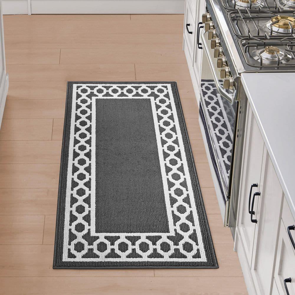 Tufted Performance Trellis Border Runner Rug