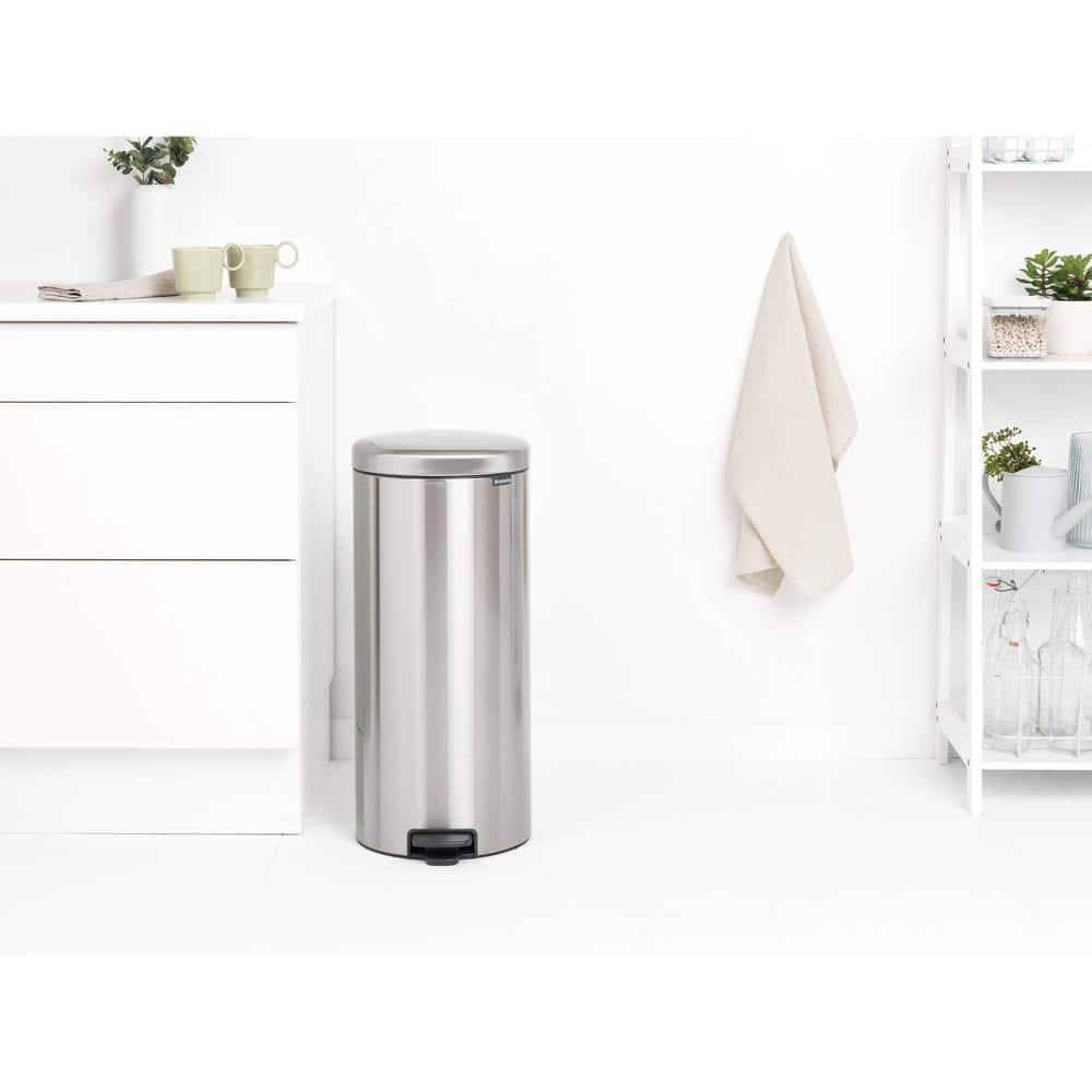 Brabantia NewIcon Step On Trash Can, 8 Gallon (30 Liter)