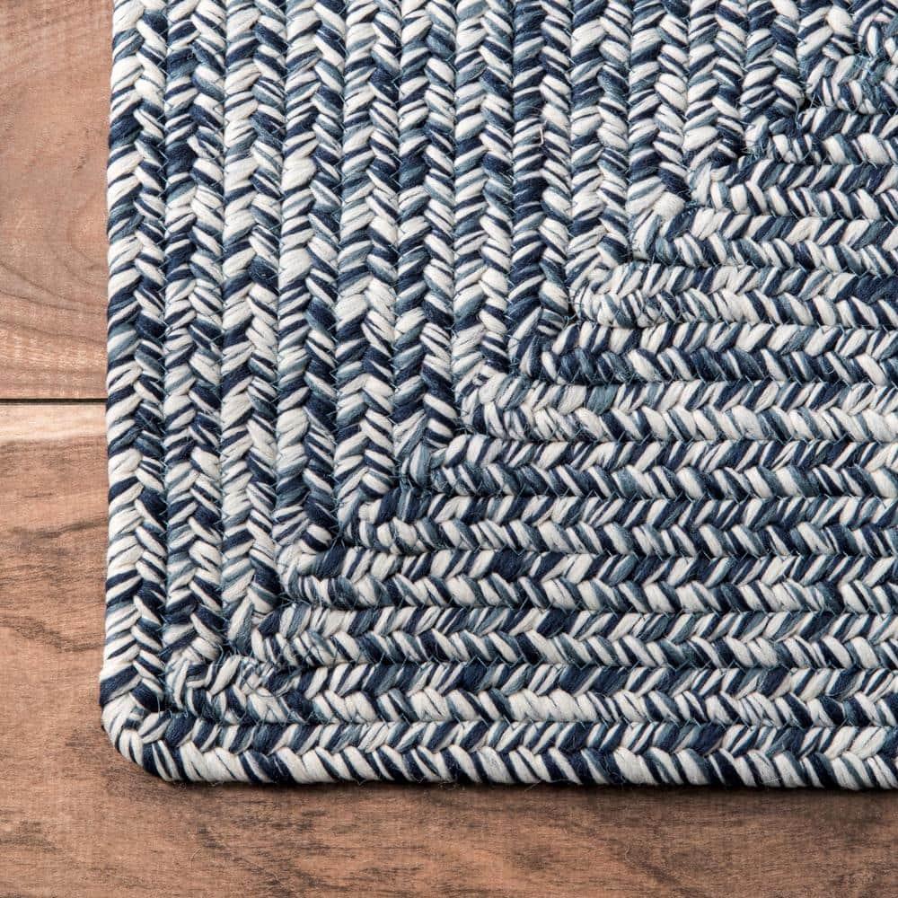 nuLOOM Wynn Braided Indoor/Outdoor Navy 3' x 5' Casual Area Rug
