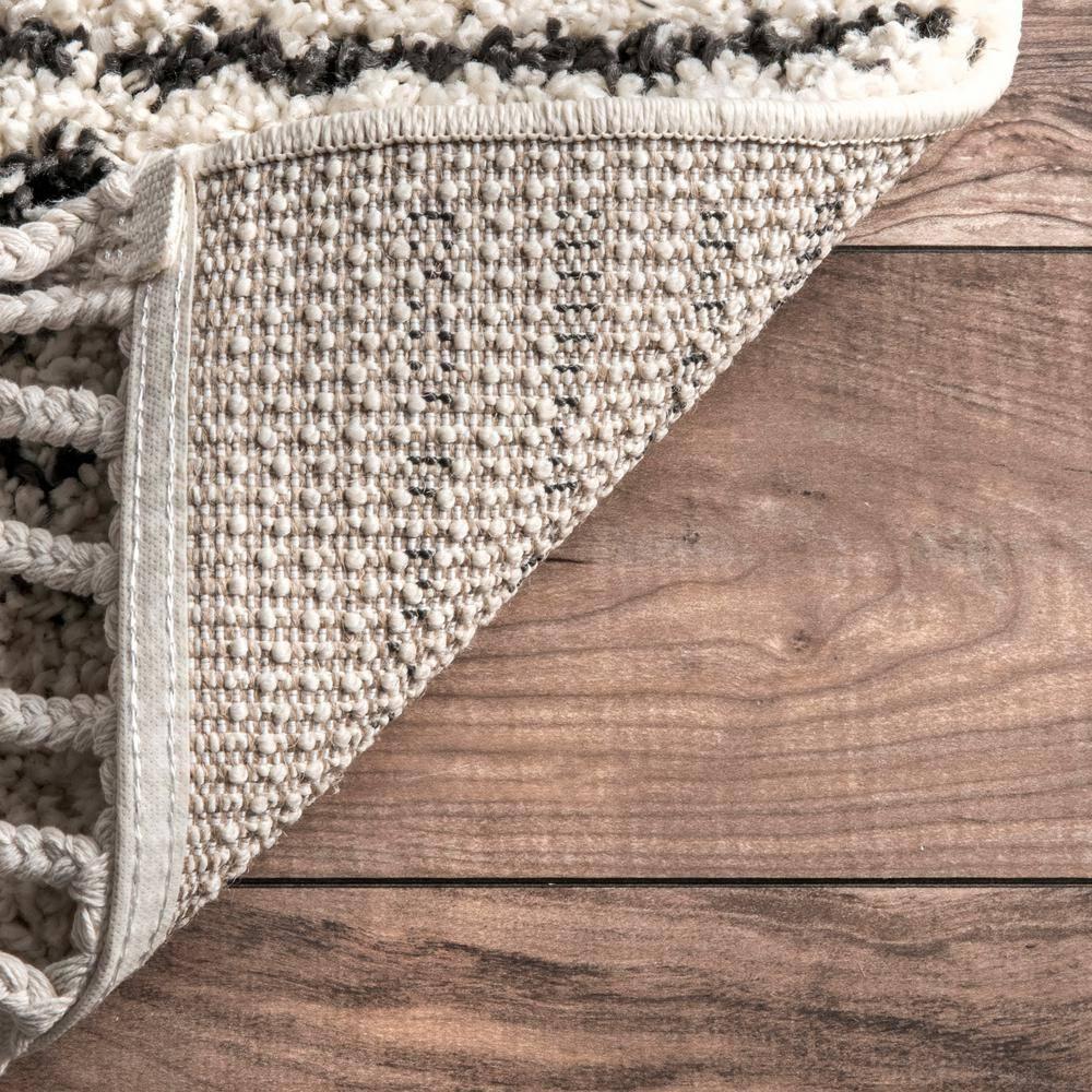 Nuloom Bria Trellis 2x6 Runner Shag Indoor Area Rug for Living Room Bedroom Dining Room Nursery Entryway Hallway, Off White/Charcoal