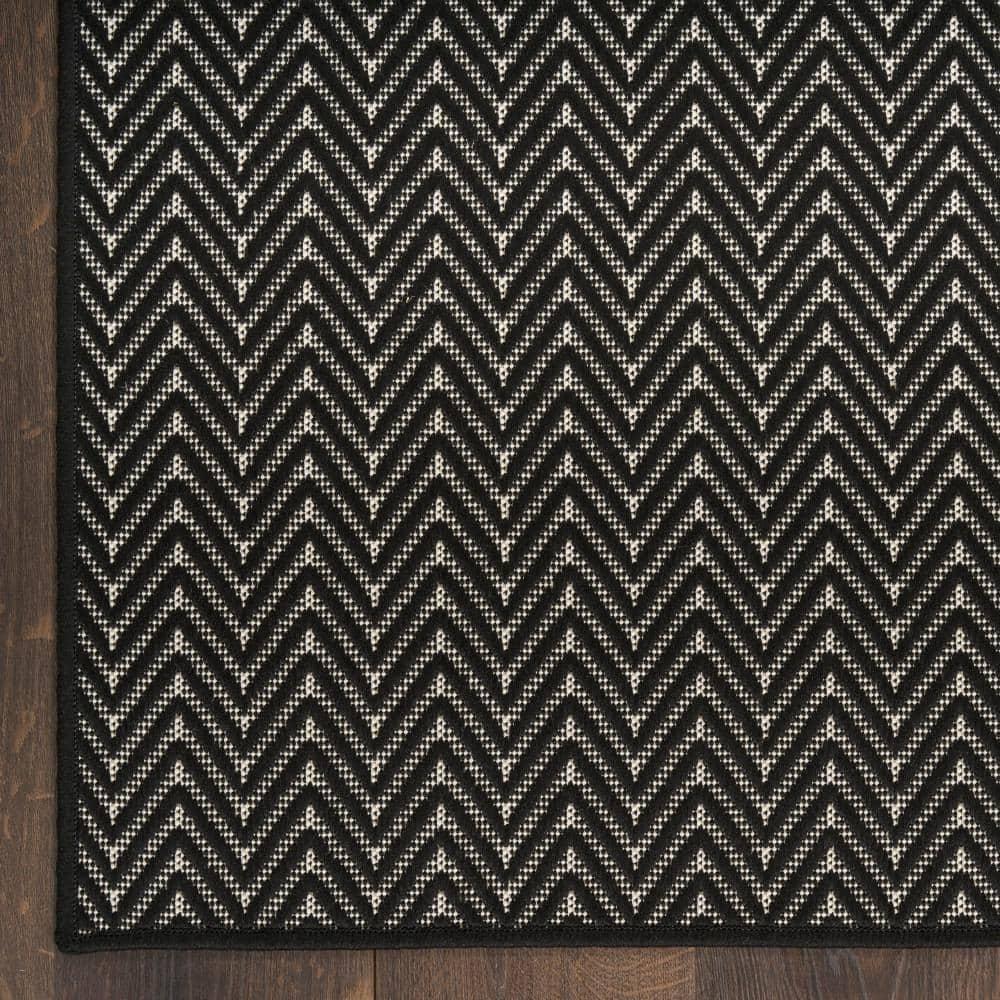 Nourison Horizon Indoor/Outdoor 2' x 6' Black Modern Rug