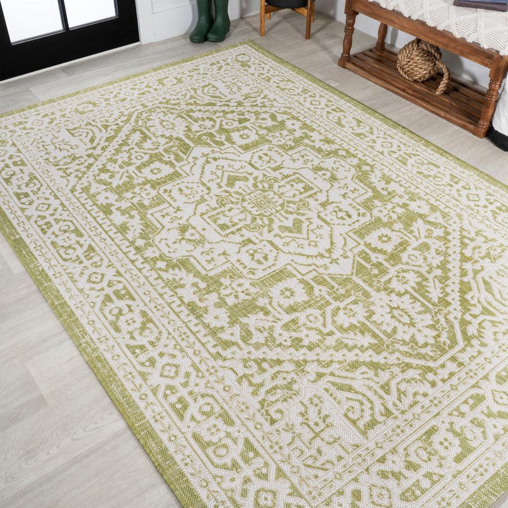 4' x 6' Sinjuri Medallion Textured Weave Indoor/Outdoor Area Rug, Green/Cream - JONATHAN Y