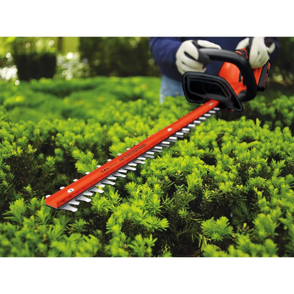 Black + Decker LHT2436 40V MAX Lithium-Ion Dual Action 24 in. Cordless Hedge Trimmer Kit