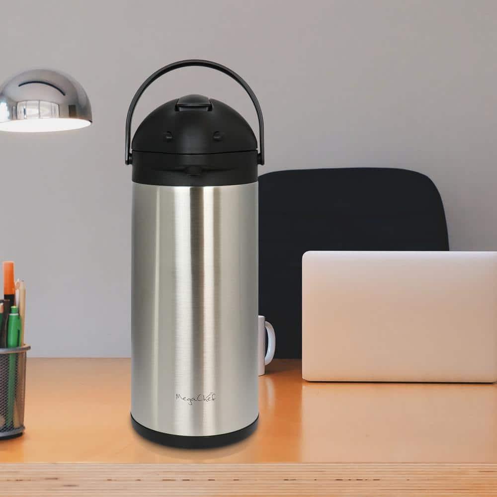 MegaChef MegaChef 5 Liter Stainless Steel Vacuum Body Pump Cap Air Pot