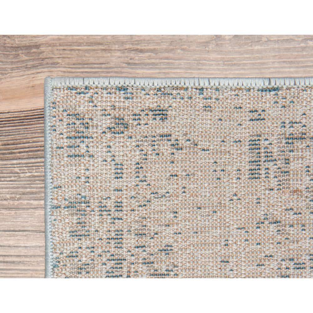Unique Loom Sofia Casino Area Rug