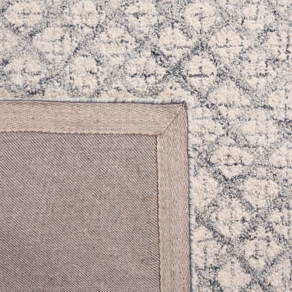 Abstract ABT203 Handmade Indoor Area Rug - Grey/Ivory - 5'x8' - Safavieh