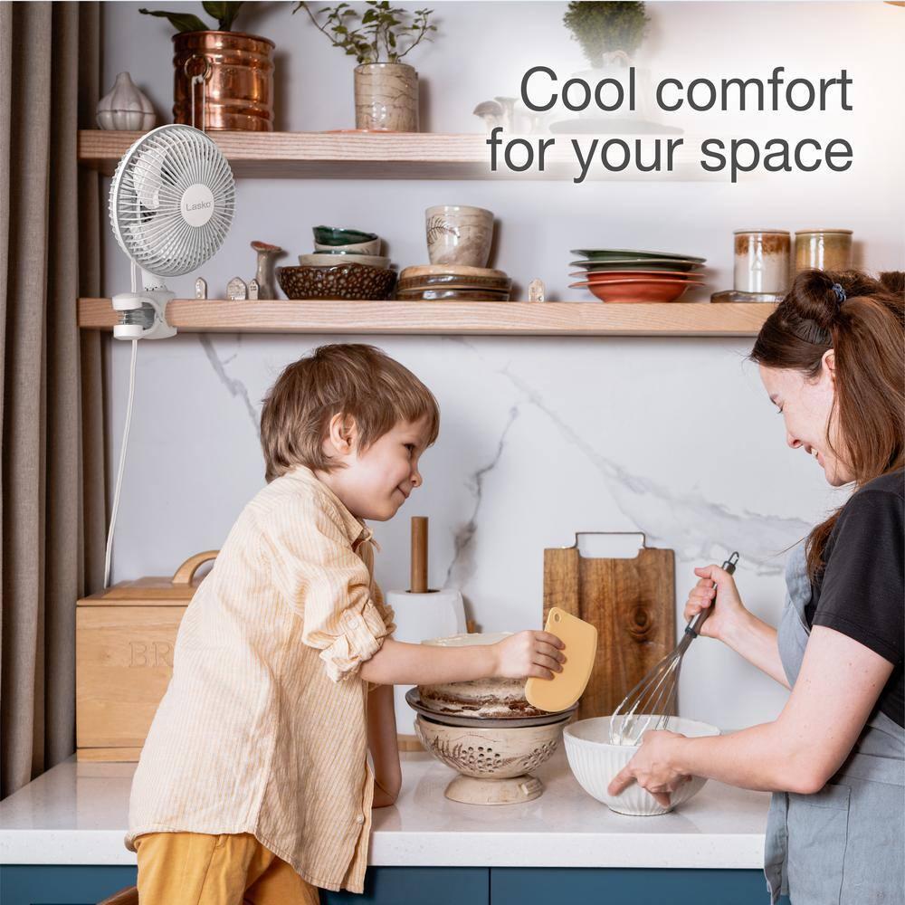 Lasko 6" Table Fan