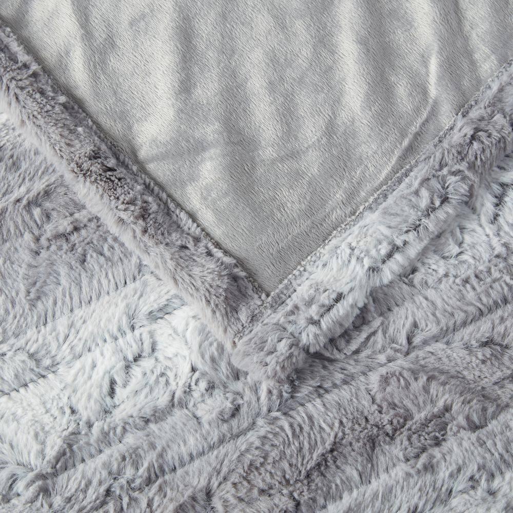 Beautyrest Beautyrest Zuri Oversized Heated Faux Fur Throw