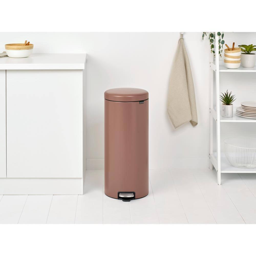 Brabantia NewIcon Step On Trash Can, 8 Gallon (30 Liter)