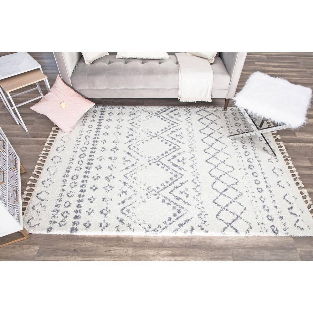 Silla Mason Shag Tribal Shadow Gray Area Rug