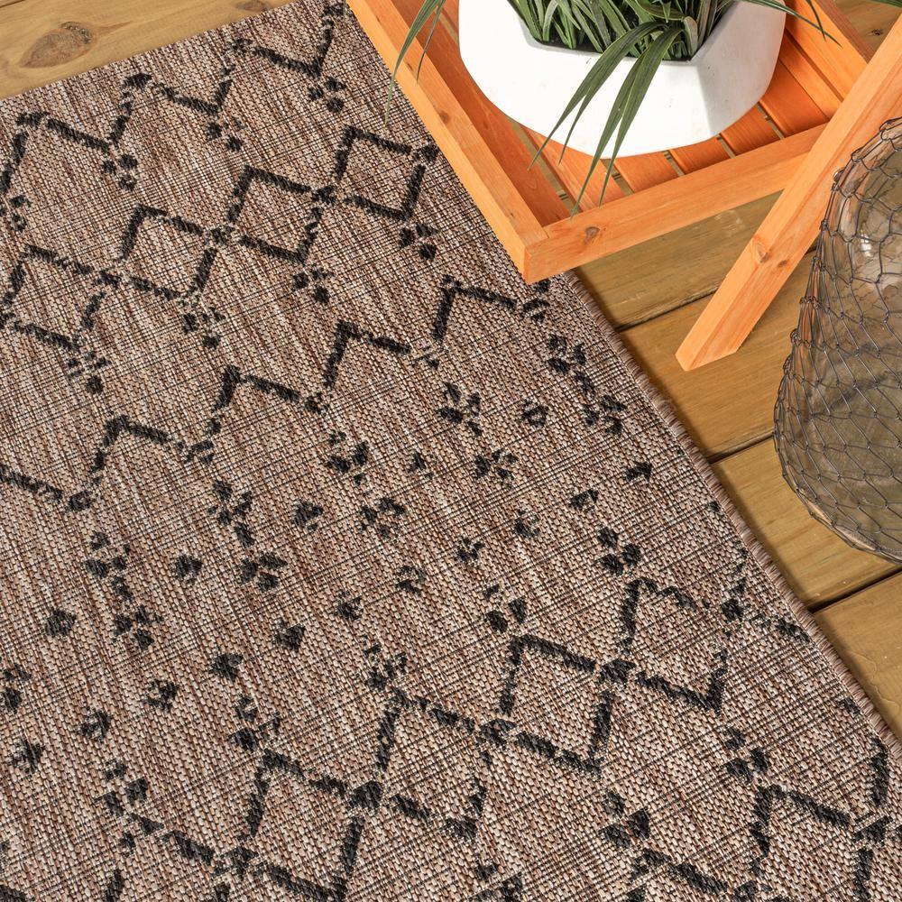5'x8' Ourika Moroccan Geometric Textured Weave Indoor/Outdoor Area Rug, Natural/Black - JONATHAN Y