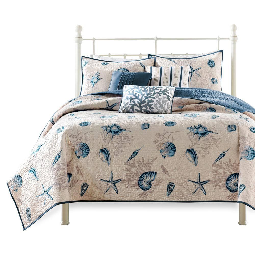 Madison Park Bayside Quilt Set with Throw Pillows