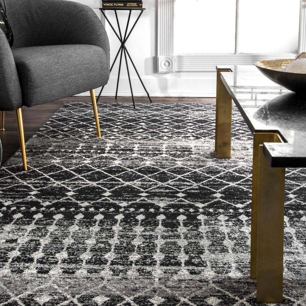 Blythe Modern Moroccan Trellis 8 ft. Black Round Rug
