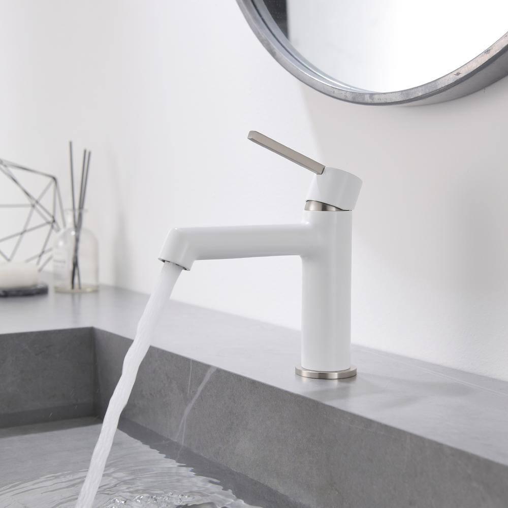 Single-Hole Single-handle Bathroom Faucet