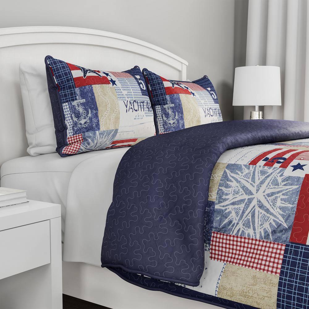 Lavish Home Quilt Set - Nautical Americana Patchwork Print All-Season Soft Microfiber Bedding with Pillow Sham
