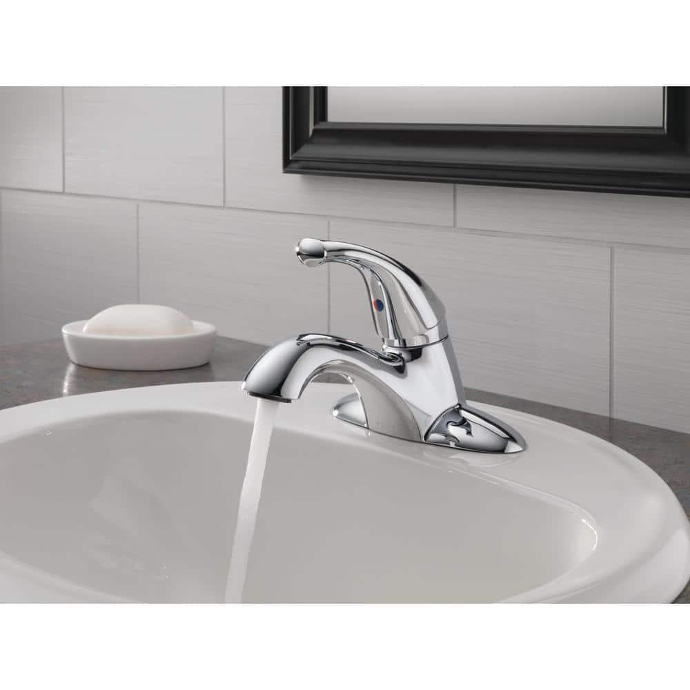 Classic Centerset Bathroom Faucet with Drain Assembly and DIAMOND™ Seal Technology