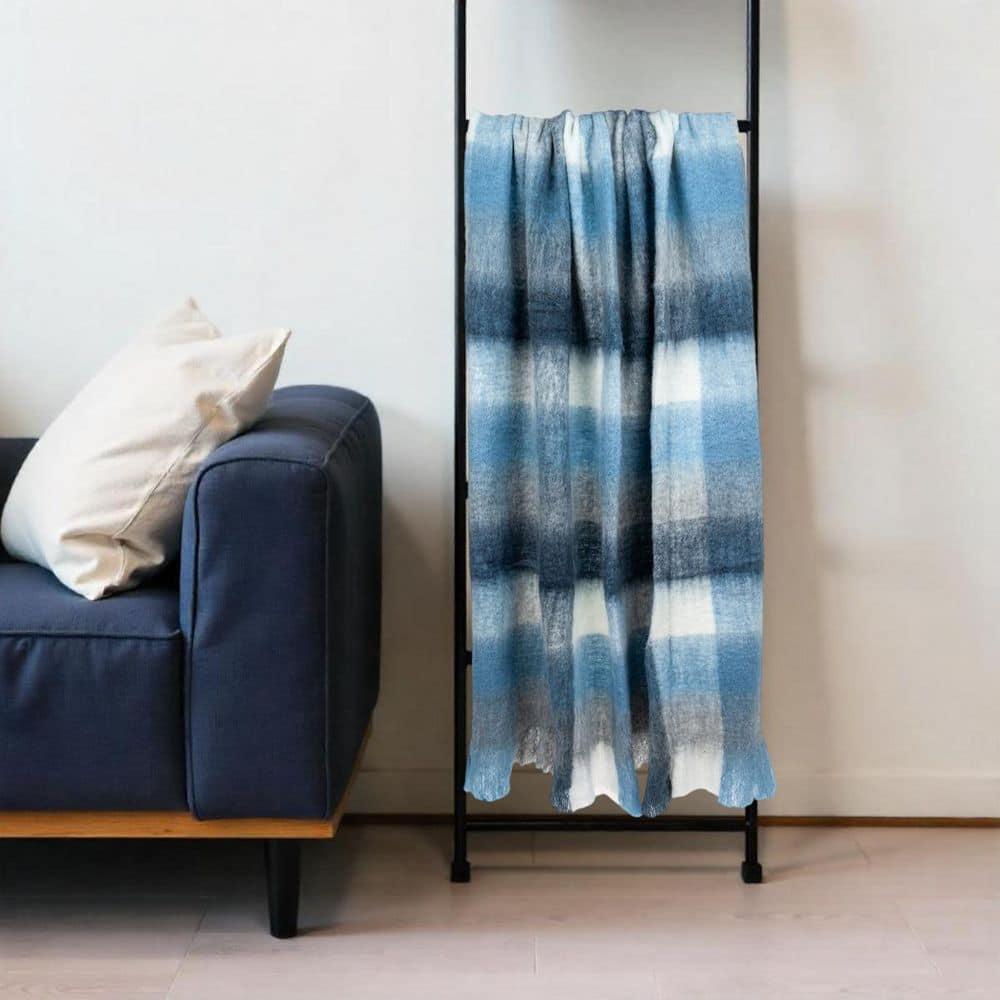 Cabino Lodge Hand Woven Throw Blanket