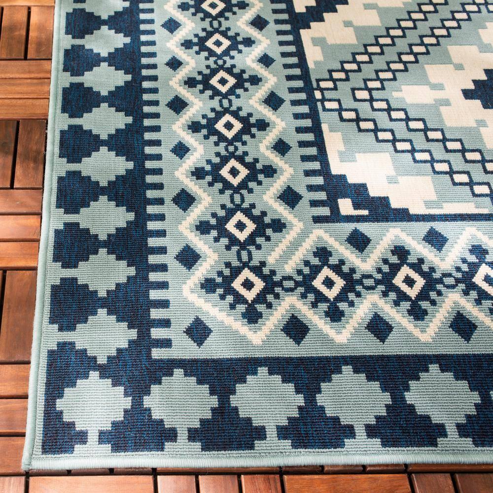 Veranda VER099 Power Loomed Indoor/Outdoor Accent Rug - Ivory/Blue - 2'x3'7" - Safavieh.