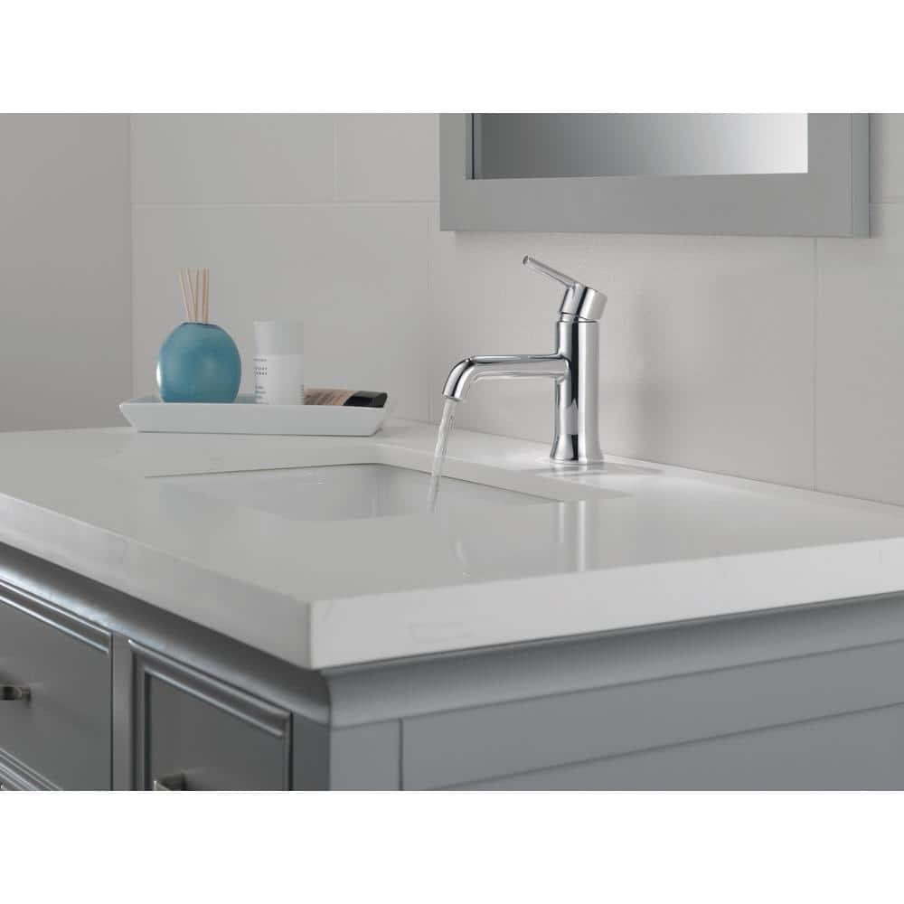Trinsic Single Hole Bathroom Faucet with Drain Assembly, Single Handle Bathroom Sink Faucet