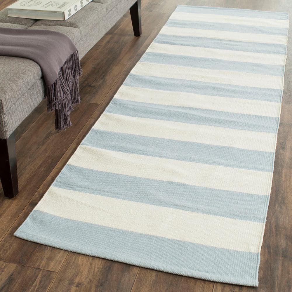 Montauk MTK712 Hand Woven Indoor Accent Rug - Sky Blue/Ivory - 2'3"x5' - Safavieh