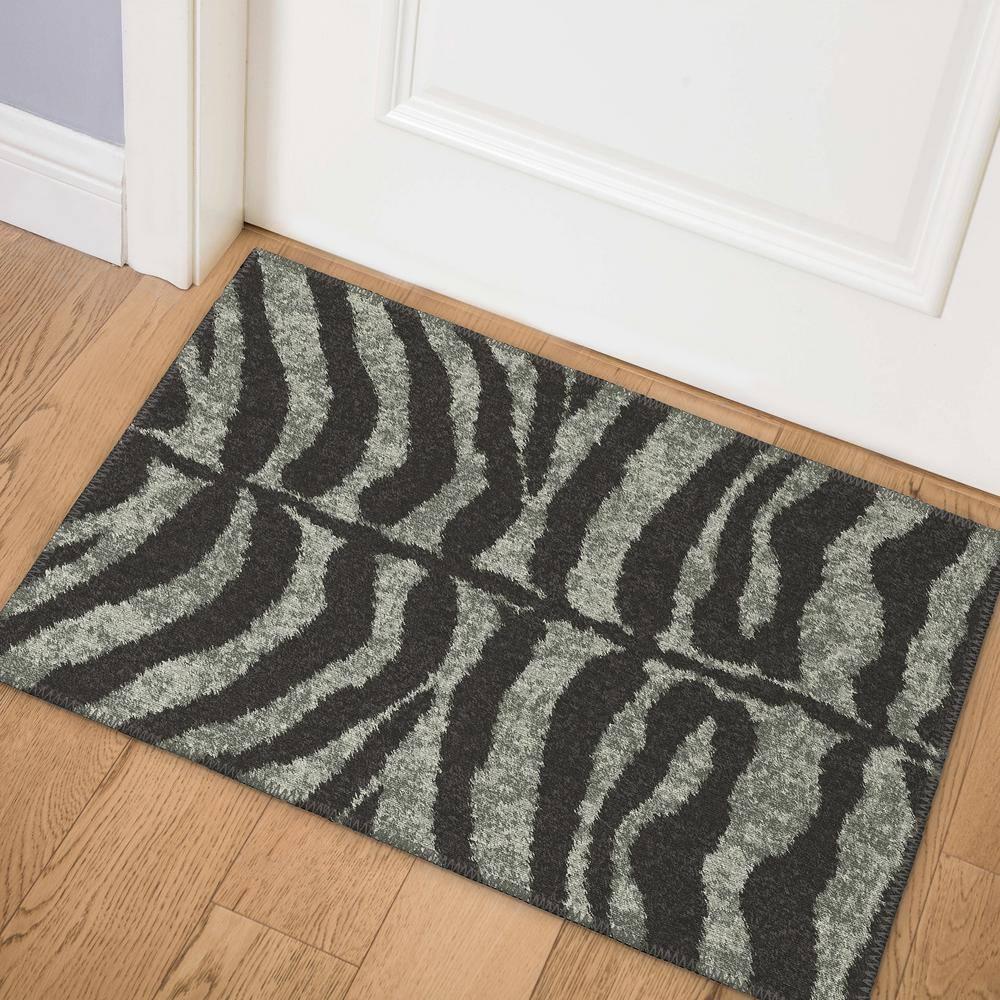 Addison Rugs Addison Indoor/ Outdoor Safari Zebra Animal Print Washable Area Rug 1'8" x 2'6" - Shadow