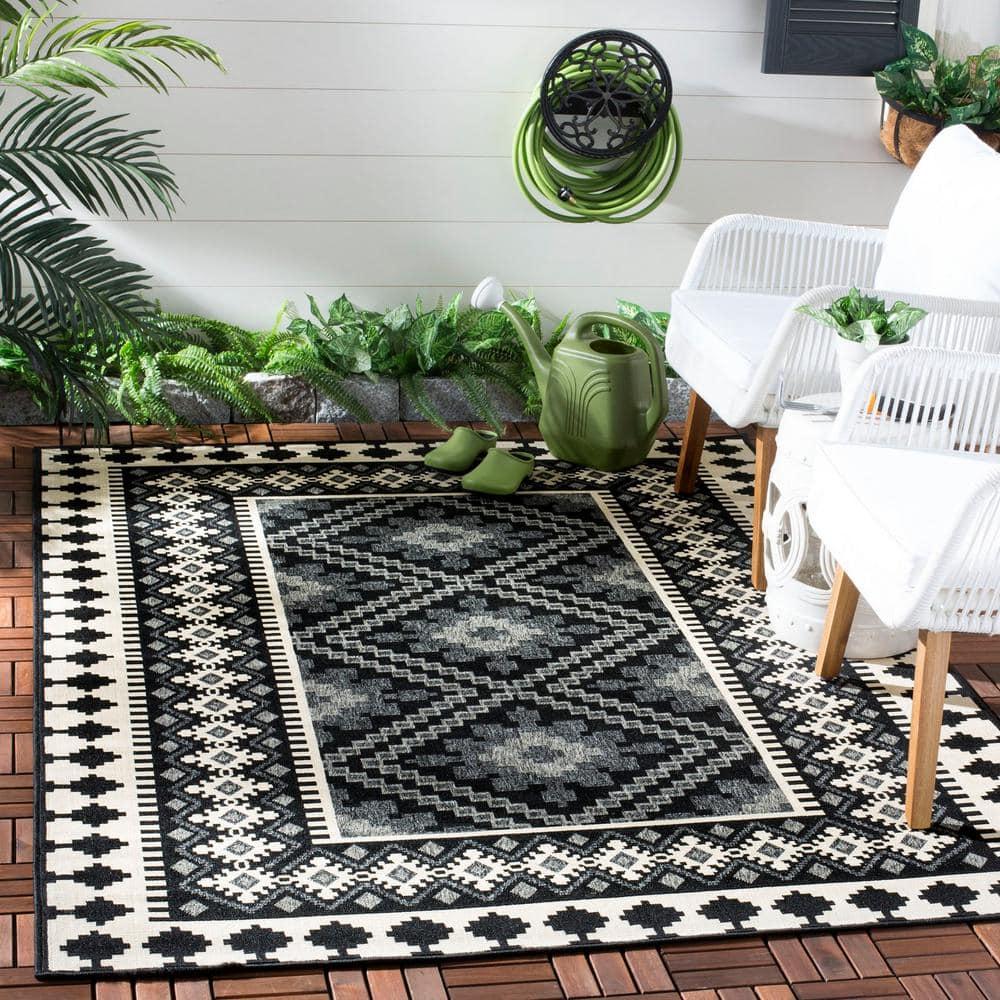 Veranda VER099 Power Loomed Indoor/Outdoor Area Rug - Black/Creme - 8'9"x11'9" - Safavieh.