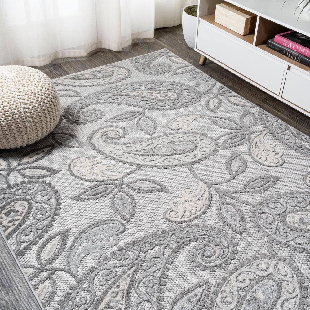 4'x6' Julien Paisley High-Low Indoor/Outdoor Area Rug, Light Gray - JONATHAN Y