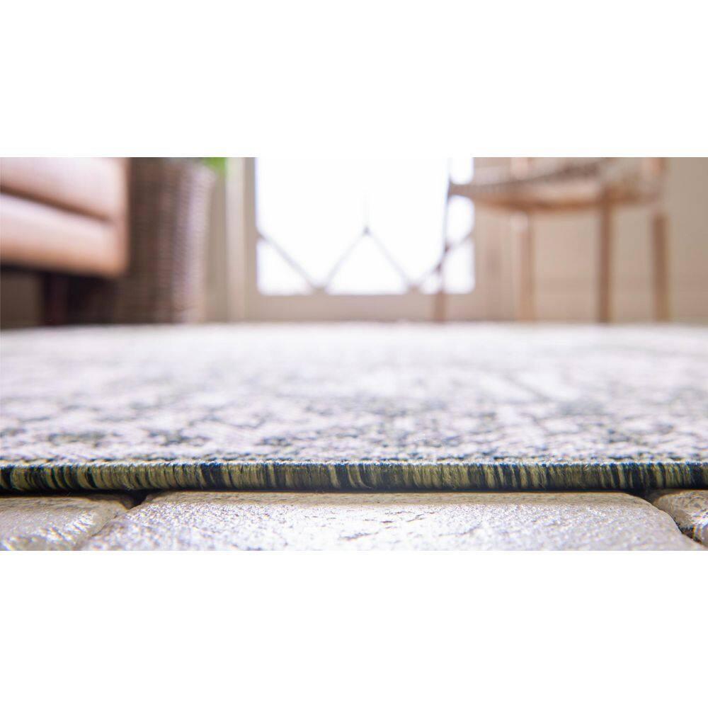 Unique Loom 7' 1 x 10' 0 Rectangle Indoor/Outdoor Traditional Green Area Rug