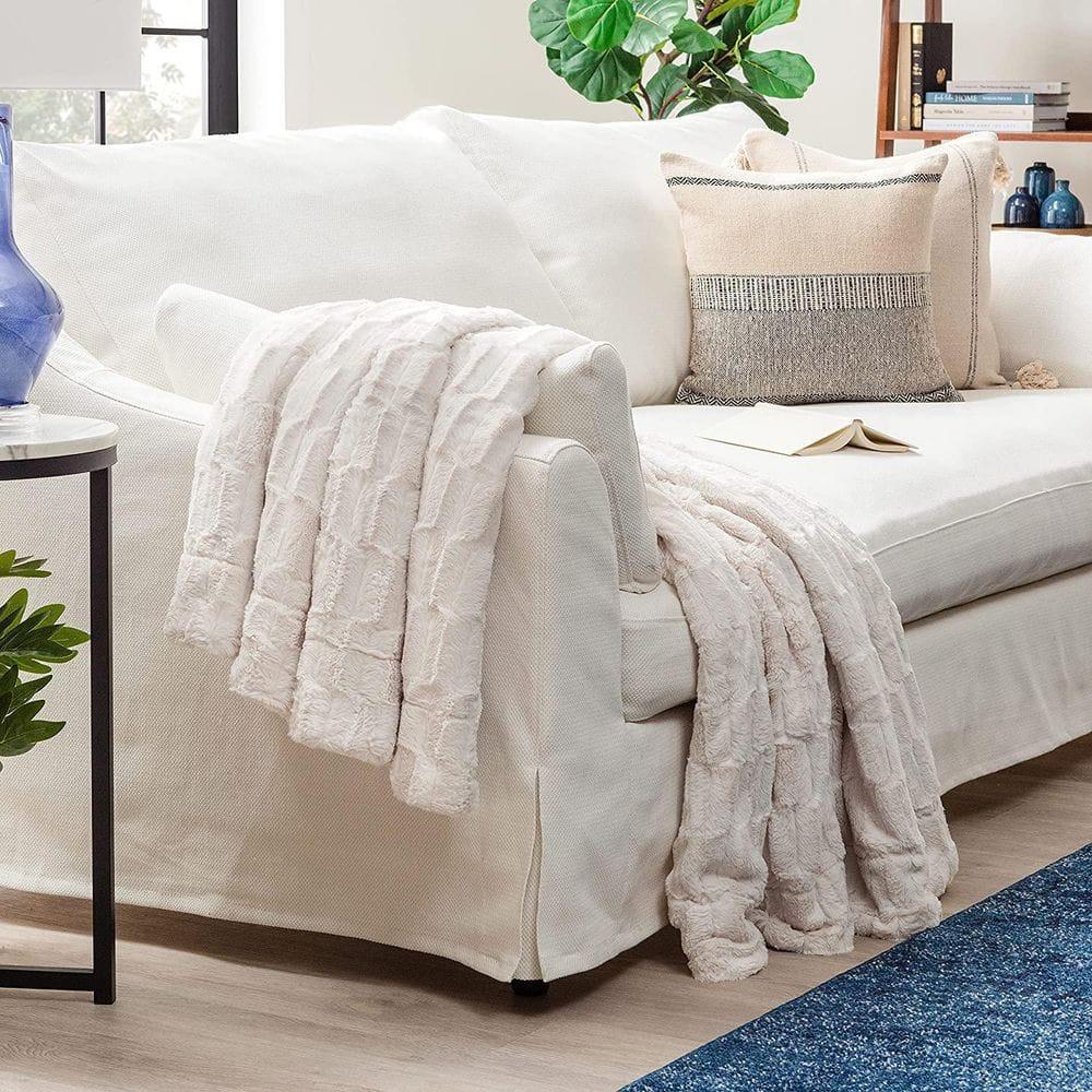 Chanasya Faux Fur Throw
