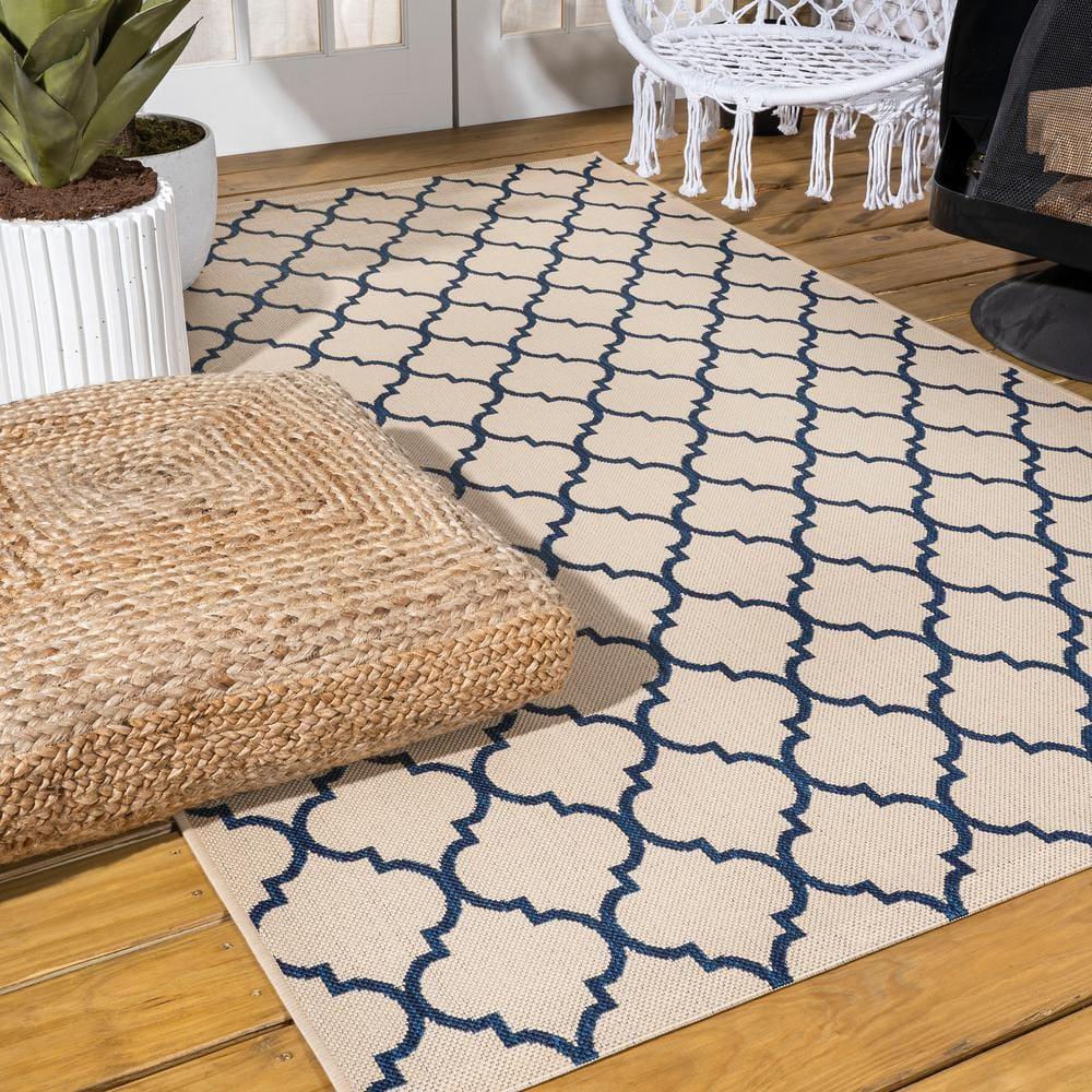 8'x10' Arabesque Ogee Trellis Indoor/Outdoor  Area Rug, Beige/Navy - JONATHAN Y