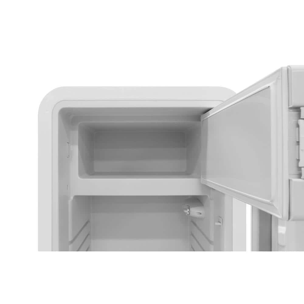 Brama 9.9-cu ft Counter-Depth Top-Freezer Refrigerator ( White )