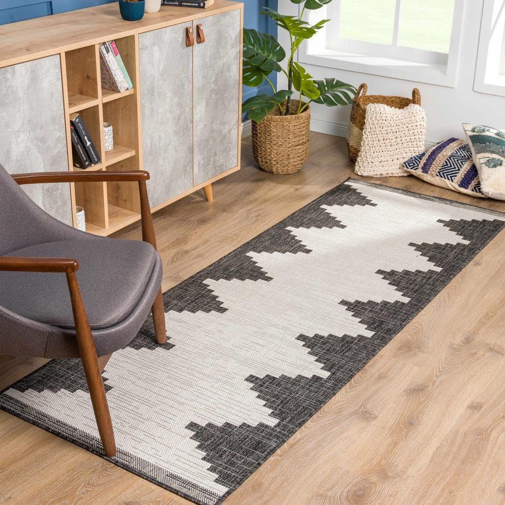 Hauteloom Square Area Rug   Black