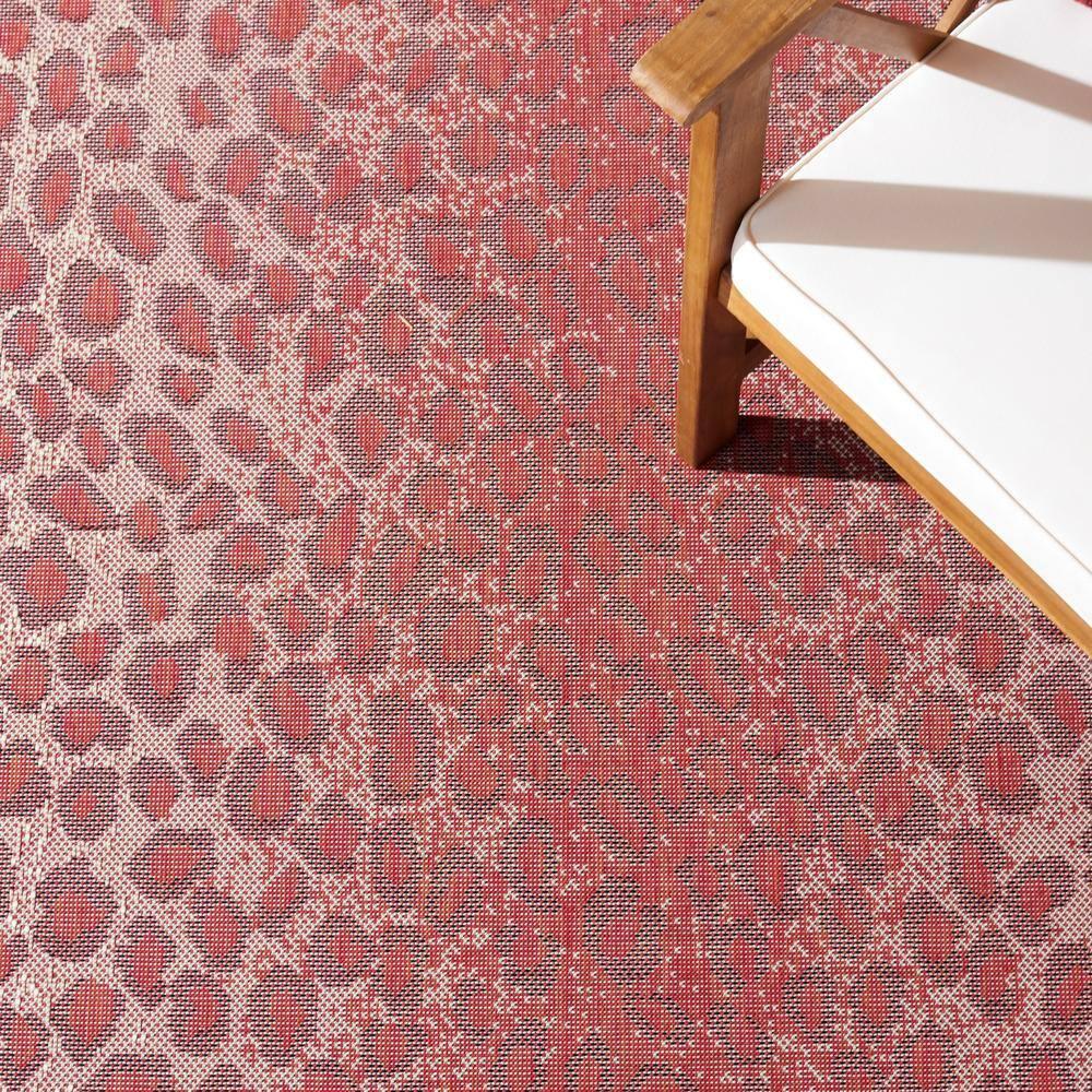 SAFAVIEH Courtyard Candace Spotted Indoor/Outdoor Area Rug, Red/Beige, 4' x 5'7"
