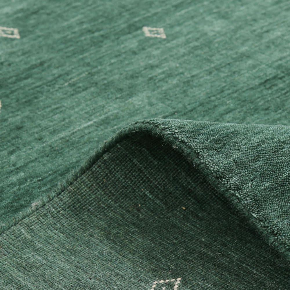 Cyrena Hand-Loomed Wool Rug - Green / 9' x 12'