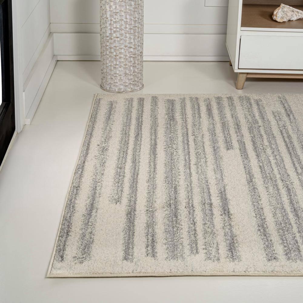 JONATHAN Y Khalil Modern Berber Stripe Cream/Gray 4 ft. x 6 ft. Area Rug