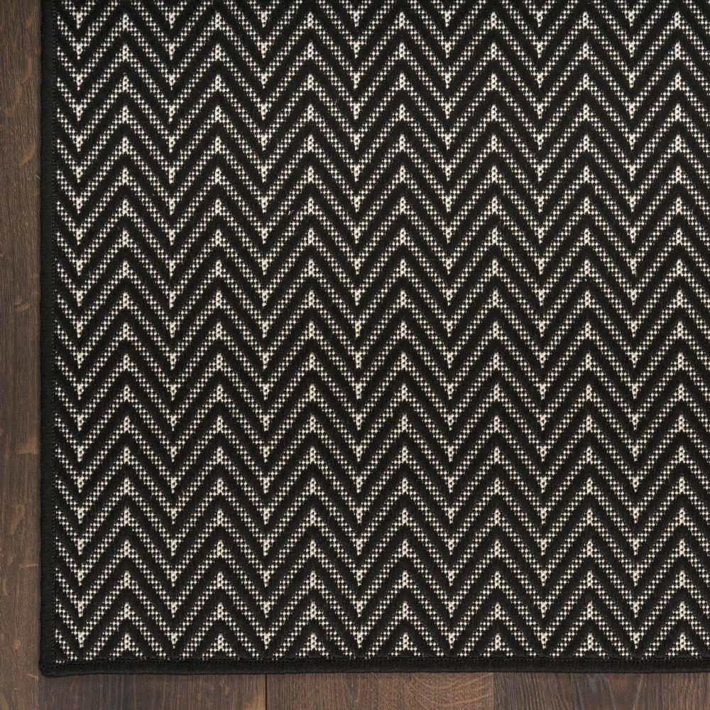 Nourison Horizon Indoor/Outdoor 4' x 6' Black Modern Rug