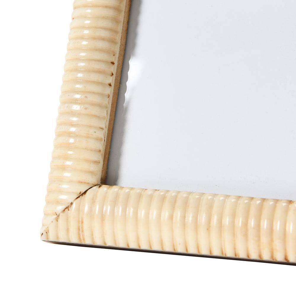 Creative Co-Op Hand-Carved Bone & MDF Photo Frame with Ribbed Pattern, Natural (Holds 4" x 4" Photo)