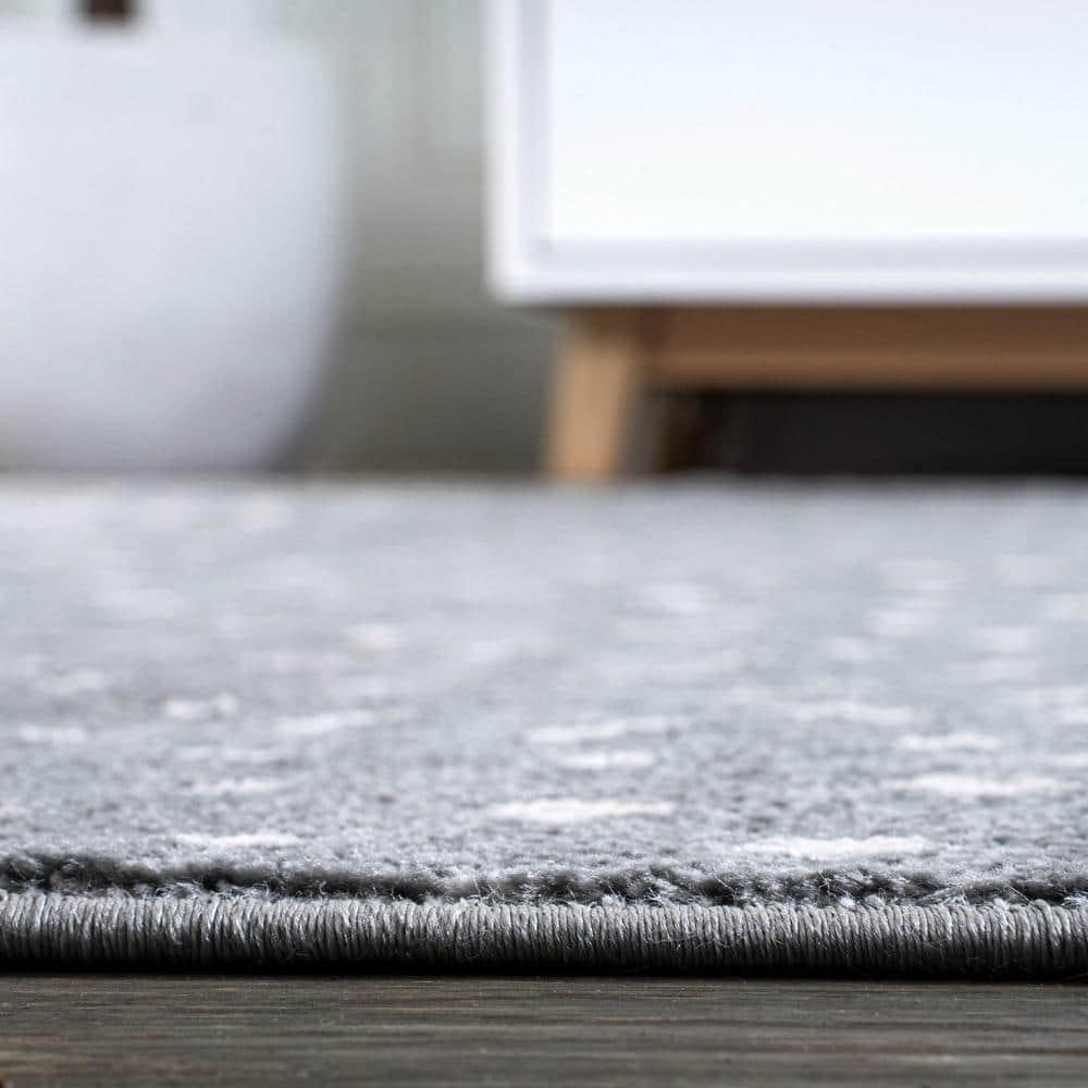 8'x 10' Antelope Modern Animal Area Rug, Gray/Cream - JONATHAN Y